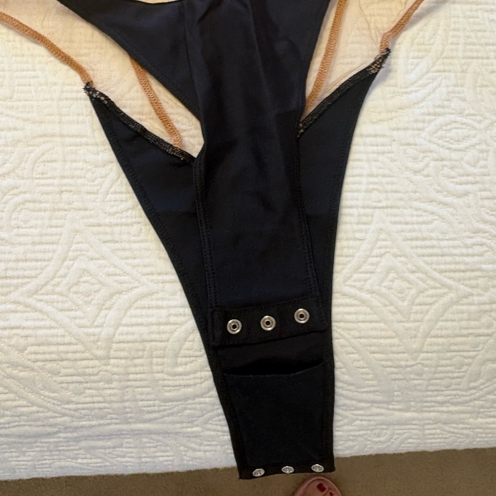 Mugler Black and Tan Off-Shoulder Bodysuit - Picture 8 of 8